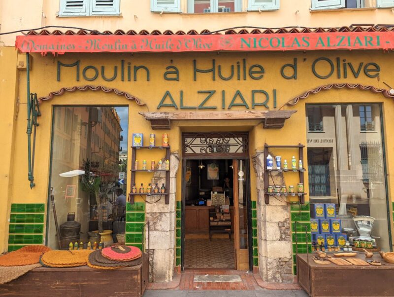 アルジアリ（Moulin à Huile d'Olive Nicolas Alziari）