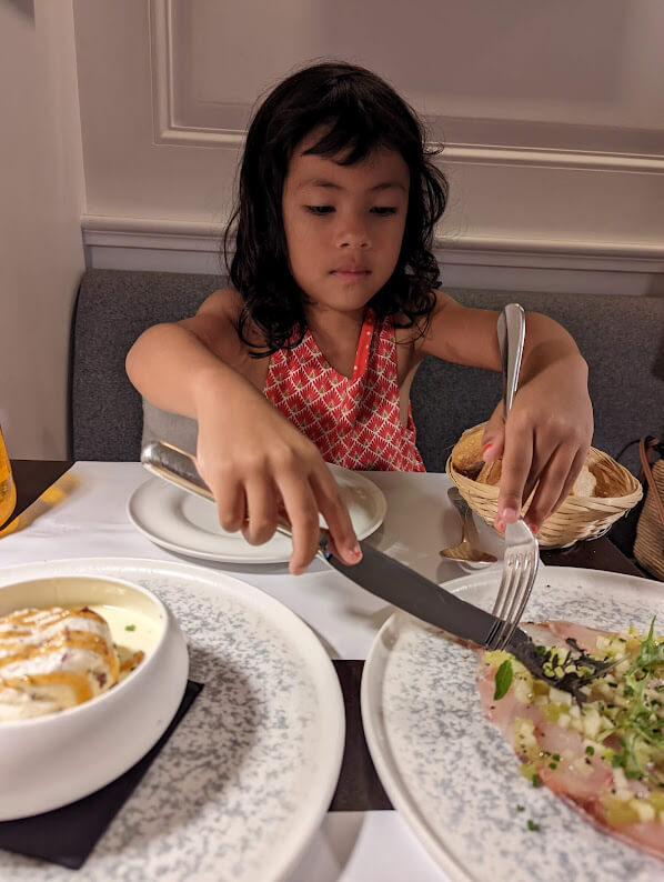 5歳になりやっとゆっくりレストランで食事を楽しめるように