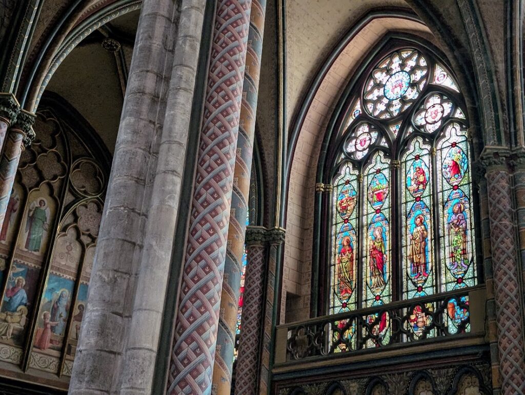 サンタンドレ大聖堂（Cathédrale Saint-André）