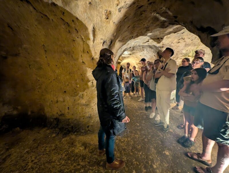 地下道と施療院(Les souterrains de Provins)