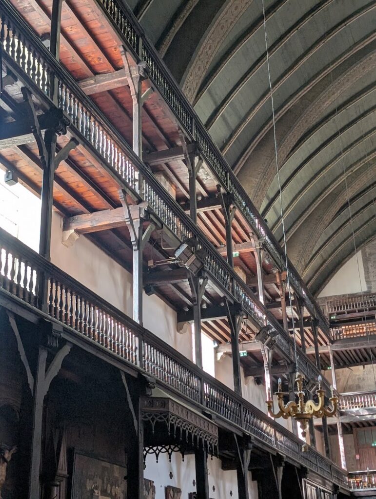 サン・ジャン・バティスト教会（Église Saint Jean Baptiste）