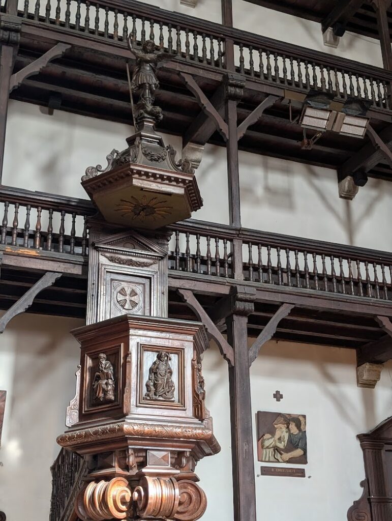 サン・ジャン・バティスト教会（Église Saint Jean Baptiste）