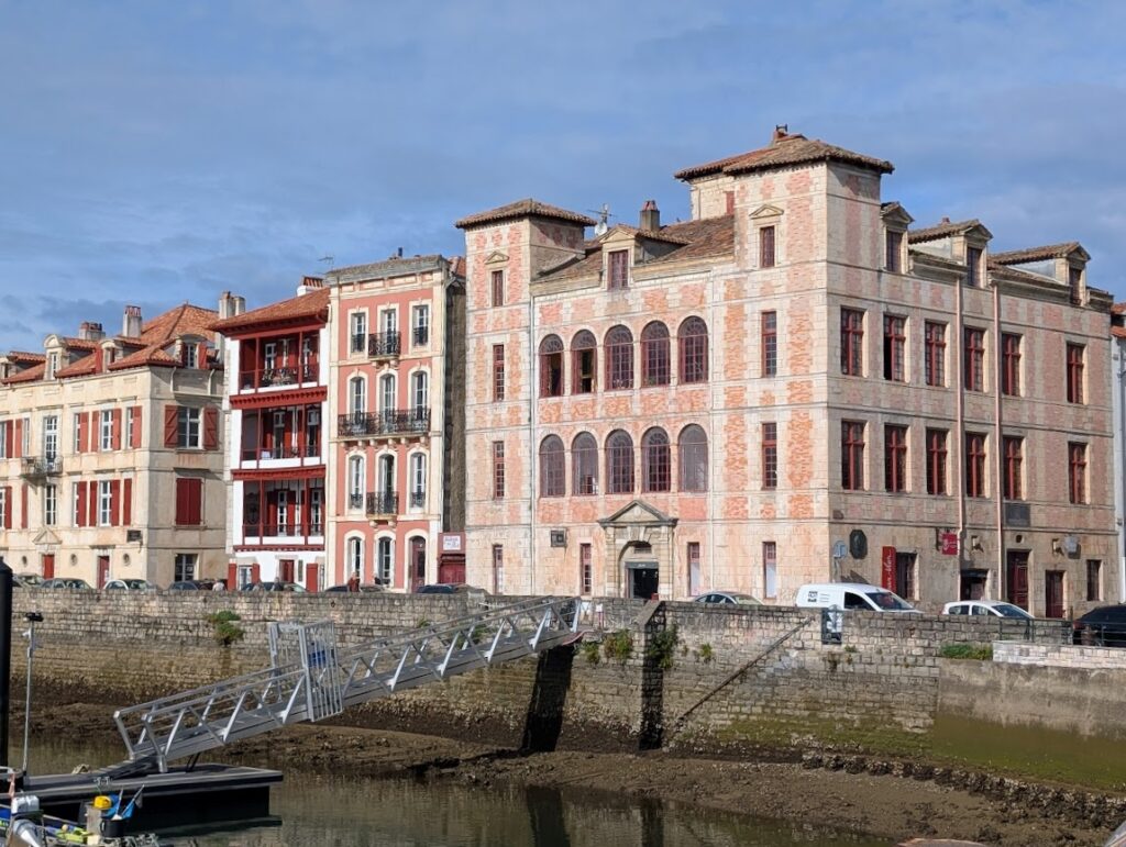 王女の館（Maison de l’Infante）