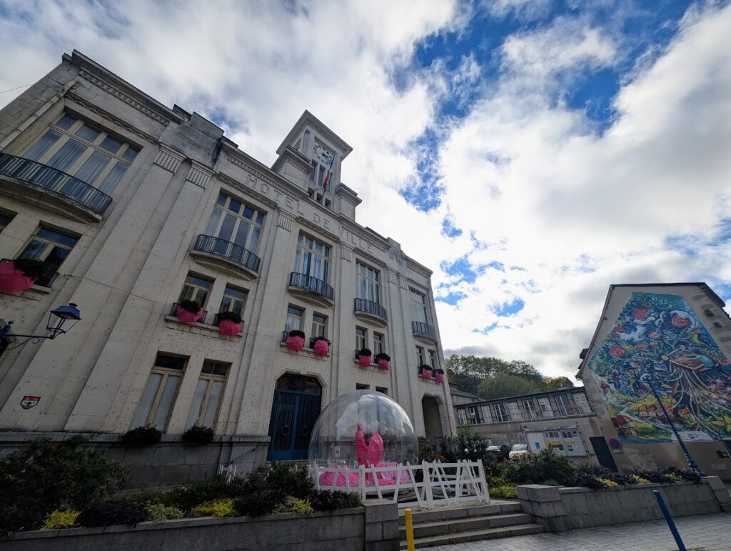 オービュッソン市庁舎